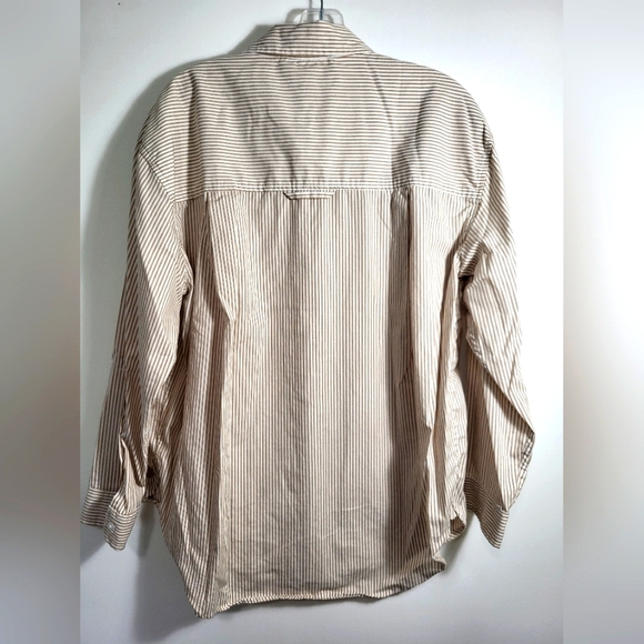 Gloria Vanderbilt tan white stripe button down shirt women's L #2236 - Picture 8 of 8